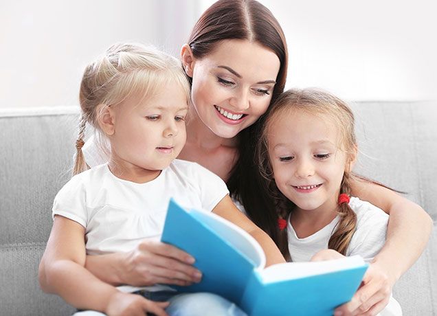 Private household childcare team