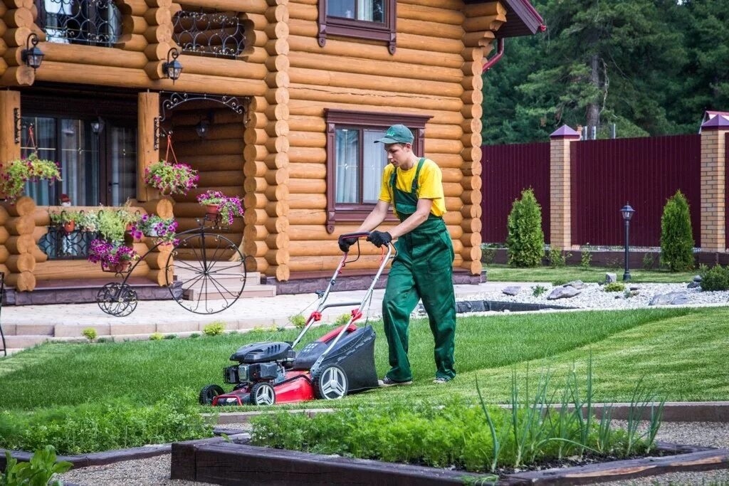 Private estate gardener in Europe